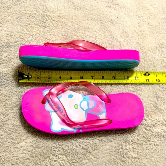 Hello Kitty used Flip Flops Size 10 - Picture 10 of 10